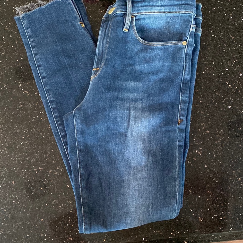 Frame woman’s skinny jeans size 29